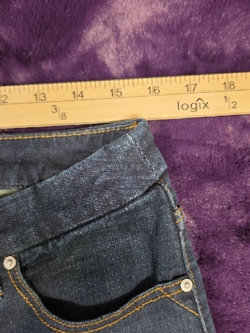 Chico's Dark Indigo Cropped Slim Jeans with Cuff sz 1.5(10)